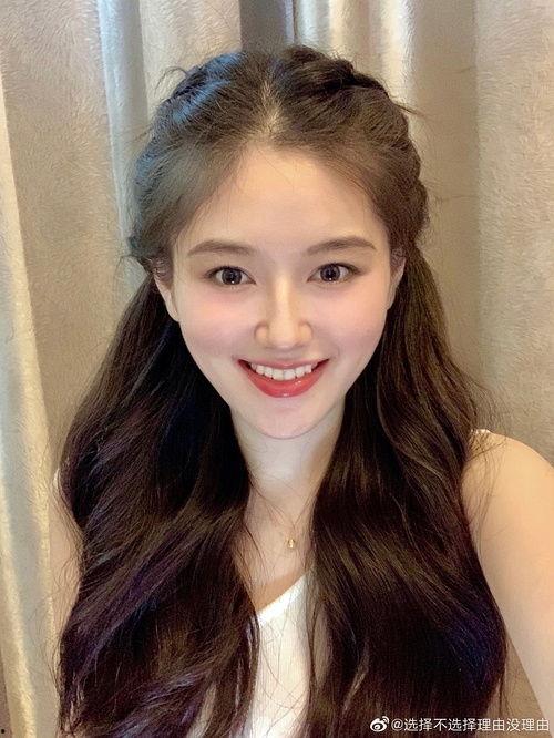 吃瓜视频 网红是谁啊,揭秘“吃瓜视频”背后的网红风云