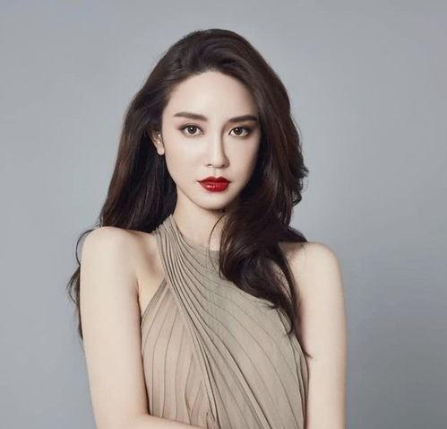 网红被总裁吃瓜,揭秘网红背后的惊人真相